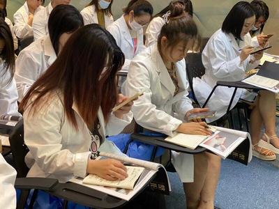 學(xué)微整形到哪里？專業(yè)教育咨詢助您開啟醫(yī)美職業(yè)之旅